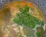 Tejfölös, habart, füstölt tarja leves, zöld fűszerekkel és zöldségekkel recept fázis 4 fotója