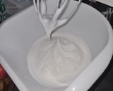 A picture of step 6 of Banana Meringue.