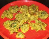 A picture of step 4 of Methi pakore.