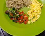Foto langkah ke 3 dari resep Mie goreng telur MPASI 12 bulan +.