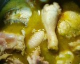 Foto del paso 3 de la receta: Pollo en salsa