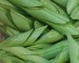 Hình bước làm 1 của món Đậu Cô Ve Xào Tỏi
