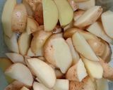 Foto langkah ke 1 dari resep Potato Wedges.