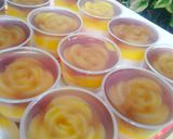 Foto langkah ke 6 dari resep Puding mawar.