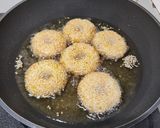 Foto langkah ke 6 dari resep Donat Pisang.