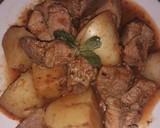 Foto del paso 2 de la receta: Carne de cerdo en V8 con papas