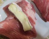 Foto del paso 2 de la receta Popietas de cerdo con queso brie y salsa de champiñones