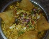 A picture of step 7 of Samosa chat.