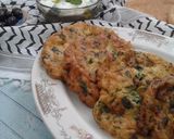 A picture of step 4 of Palestinian Cauliflower Fritters "Mshat".