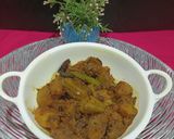 A picture of step 5 of Kumro Potoler Chokka (Bengali Style veg sabzi).