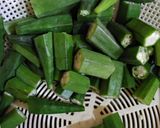 A picture of step 1 of Bhindi masala.