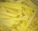 صورة لخطوة 2 من وصفة بطاطس مقرمشة ومفرغة من الداخل 🍟