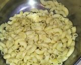 Foto langkah ke 1 dari resep Mac n cheese.