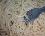 Foto langkah ke 1 dari resep Spaghetti Carbonara praktis tanpa telur.