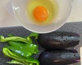 A picture of step 2 of Summer Vegetable Curry Ramen.