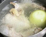 A picture of step 3 of Healthy Paitan Ramen Soup.