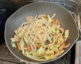 A picture of step 4 of Yaki Udon with BBQ Sauce.