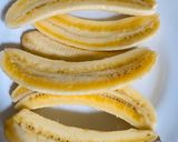 A picture of step 3 of Simple Honey Banana Pancakes.
