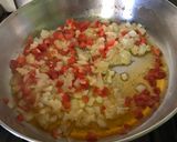 Foto del paso 1 de la receta: Tortilla de acelga de tres huevos y queso
