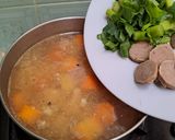 Foto langkah ke 5 dari resep Sup Makaroni.