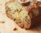 Foto del paso 5 de la receta: Bizcocho de plátano con nueces y manzana