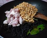 Foto langkah ke 5 dari resep Brongkos campur khas jogja+tips memilih kluwak.