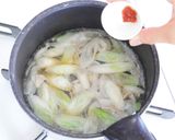 A picture of step 5 of Gluten-Free Soy Sauce Ramen.