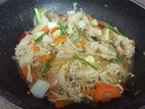 ต้มวุ้นเส้นใส่ไก่