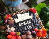 Foto langkah ke 11 dari resep Kue Ulang Tahun Cantik Basecake Fudgy Brownies / Cara membuat coklat ganache.