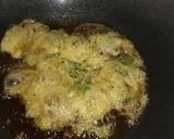 Foto langkah ke 2 dari resep Lauk Pauk (Telur Dadar ala WarTeg).