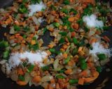 A picture of step 4 of Egg Masala.