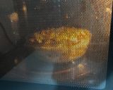A picture of step 5 of Chicken tikka creamy cheesy macaroni/indo Italian style.