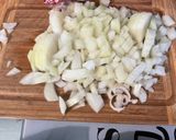 Une image de l'étape 10 de Aubergines farcies au bœuf, épices et légumes.