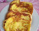 Foto langkah ke 4 dari resep French Toast.