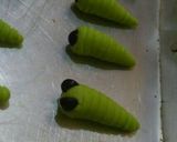 Foto langkah ke 7 dari resep Ulat cookies kue kering.