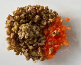 A picture of step 3 of Roasted Onion and Arugula Salad with Walnut Salsa.