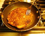 A picture of step 4 of Strawberry banana nutty pancake.