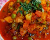 A picture of step 4 of Gajar matar sabji.