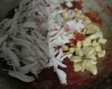Foto langkah ke 4 dari resep Ayam suwir tahu pedas manis.
