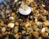Foto del paso 1 de la receta: 57. Tortilla de habas con vaina y calabacín