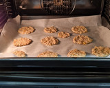 Foto del paso 4 de la receta: Galletas de avena, plátano y canela sin harina ni azúcar