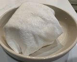 A picture of step 3 of Tofu, Bitter melon, Pork and Egg Stir fry.