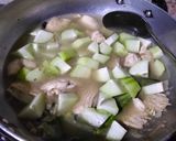 Foto langkah ke 5 dari resep Asem-asem Ayam Labu Siam.