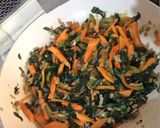 Foto del paso 2 de la receta: Ensalada caliente de espinaca y tofu con coco 🥥