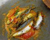 Foto langkah ke 3 dari resep Mangut Ikan Pindang Maknyuusss.