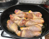 Foto del paso 1 de la receta: Muslos de pollo al horno con verduras