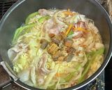 A picture of step 7 of Curry Ramen with Sari Noodles.