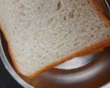 A picture of step 1 of Breakfast sandwiches.