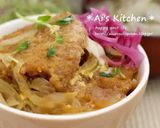 A picture of step 5 of Next-Day Pork Cutlet Bowl (Katsudon).