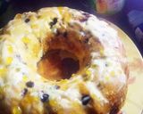 A picture of step 12 of Jam nd cream tea cake.